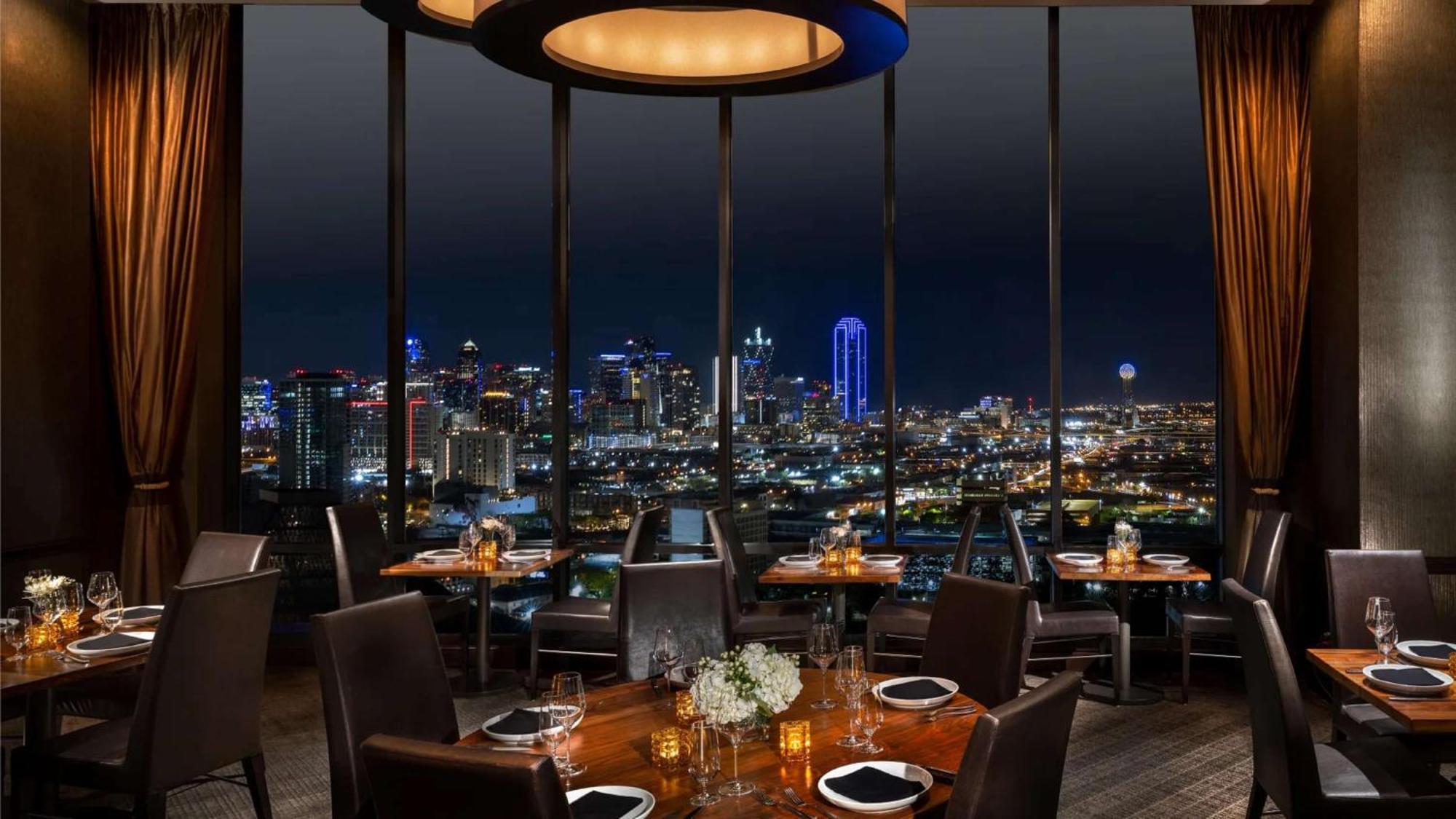 מלון דאלאס Hilton Anatole מראה חיצוני תמונה
